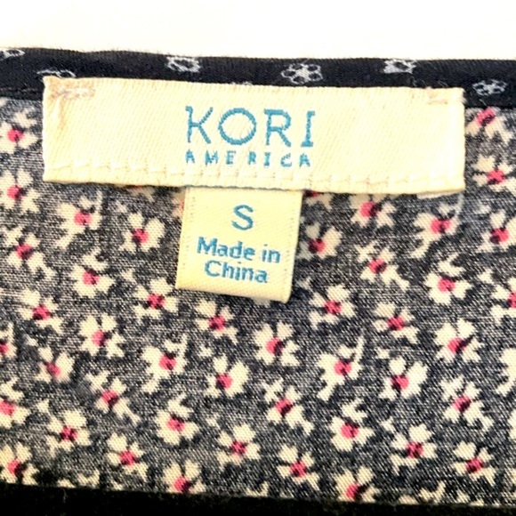Kori Navy Floral Peasant Blouse - S - Picture 3 of 5